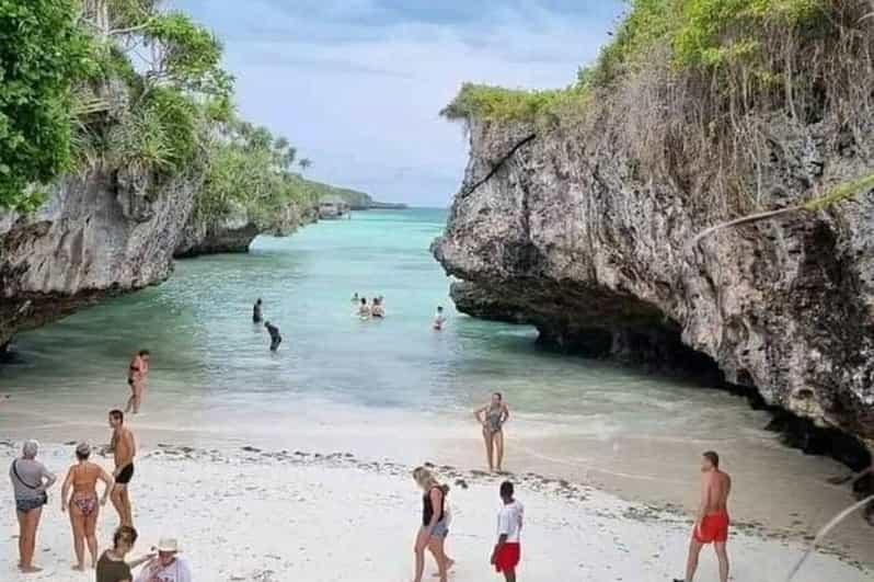 Secret Beach Mtende Tour - Image 3